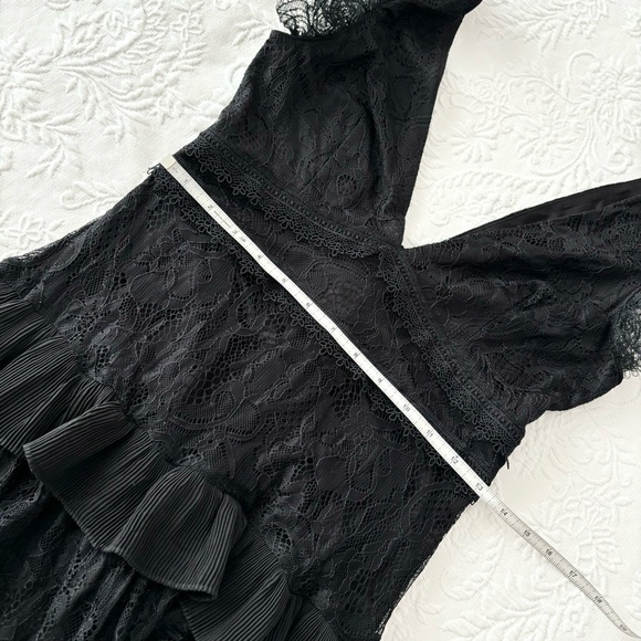 NWOT Lulus Marvelous Darling Black Lace Ruffled Tiered Maxi Dress Small - Picture 7 of 7